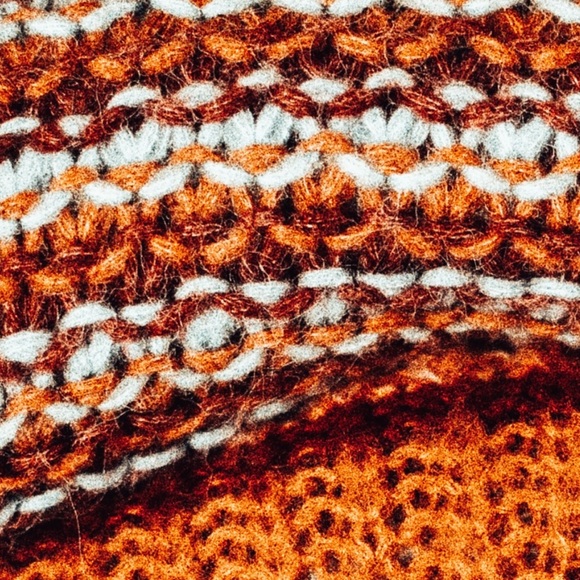 Knit Fast Enamel Pin - Picture 2 of 5